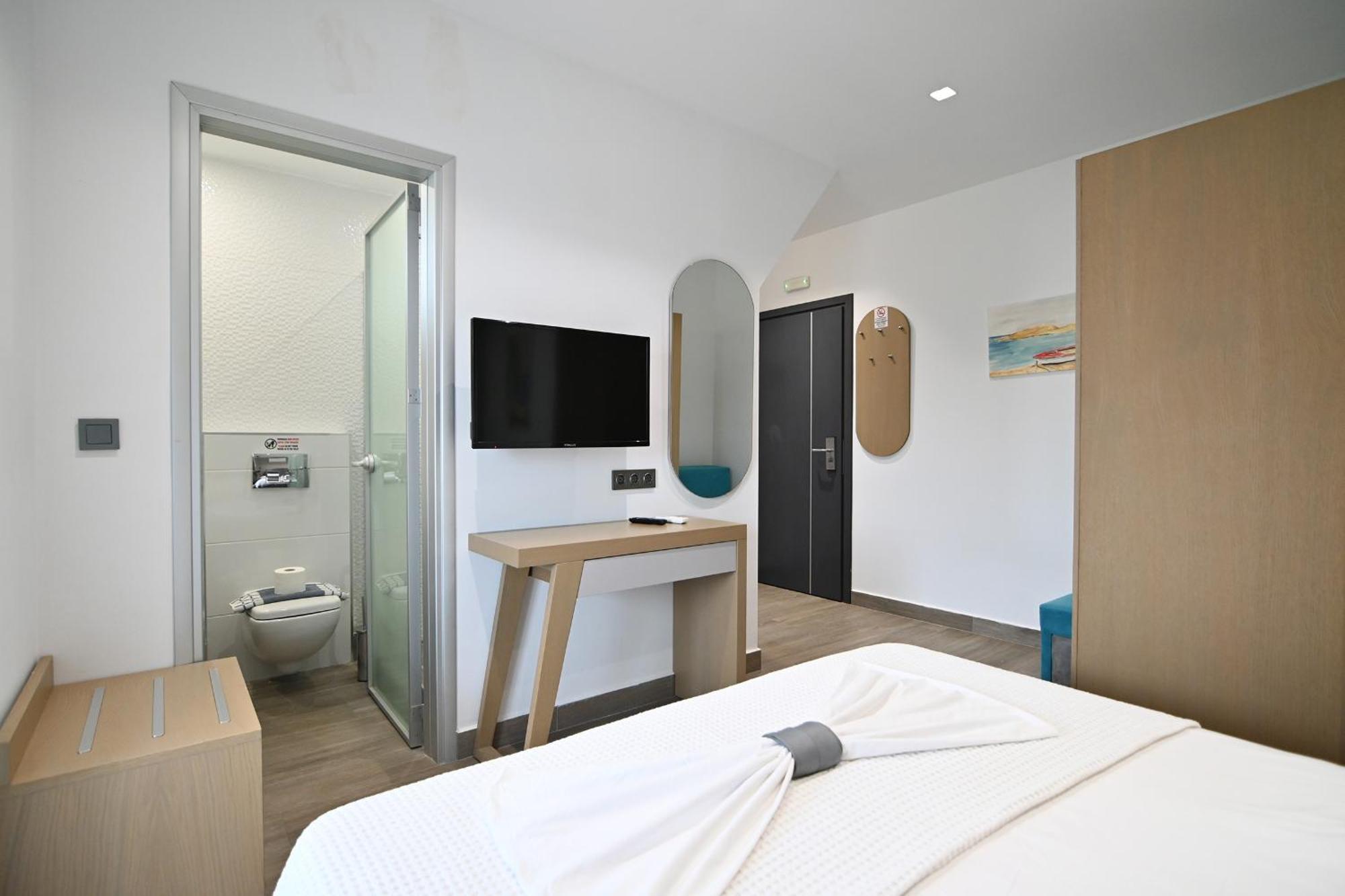 Amalia Rooms Sea View Nea Vrasna Exterior photo