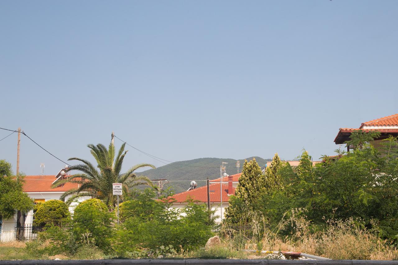 Amalia Rooms Sea View Nea Vrasna Exterior photo